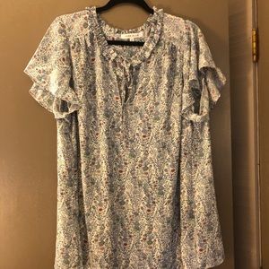 Rose & Olive Plus Size Floral Flutter sleeve Top